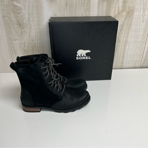 Sorel New Emelie Short Lace Cozy Women’s Black Leather Suede Waterproof Boots - Picture 1 of 9